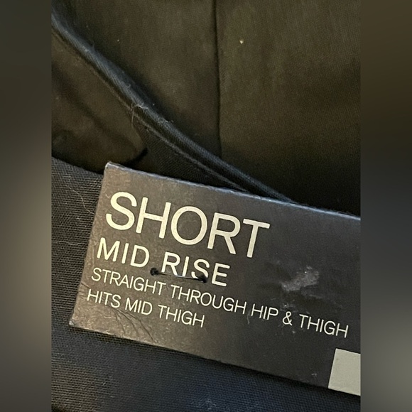 Apt 9 Black Mid Rise Shorts Size 4 - Picture 8 of 9